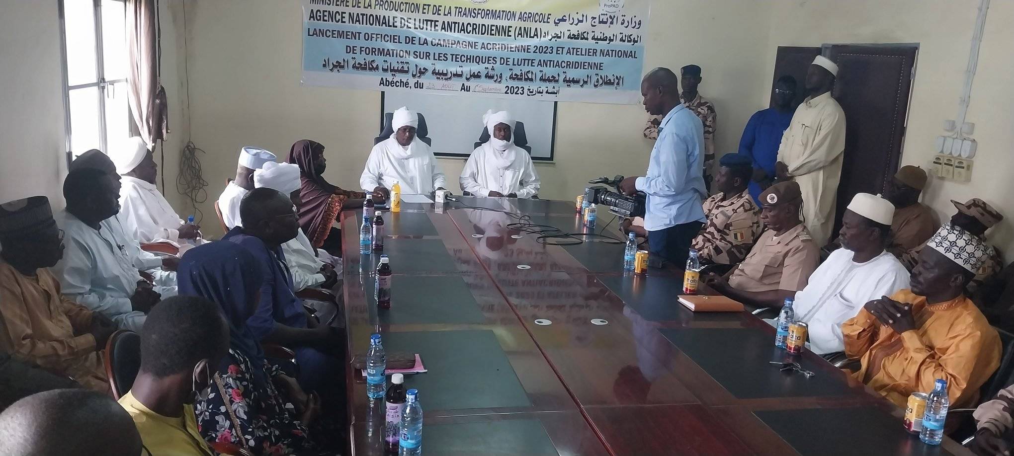 Tchad : lancement de la campagne antiacridienne à Abéché