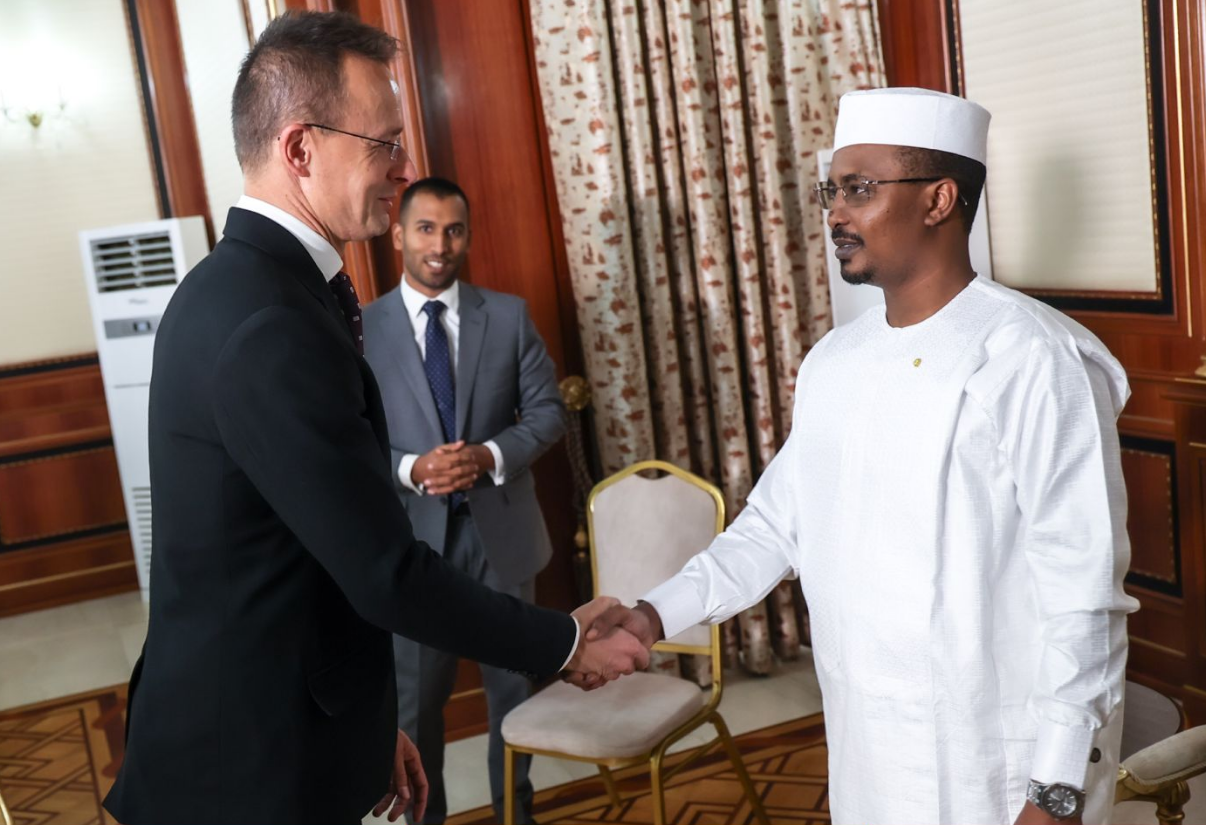 Tchad : le président de transition reçoit deux émissaires européens