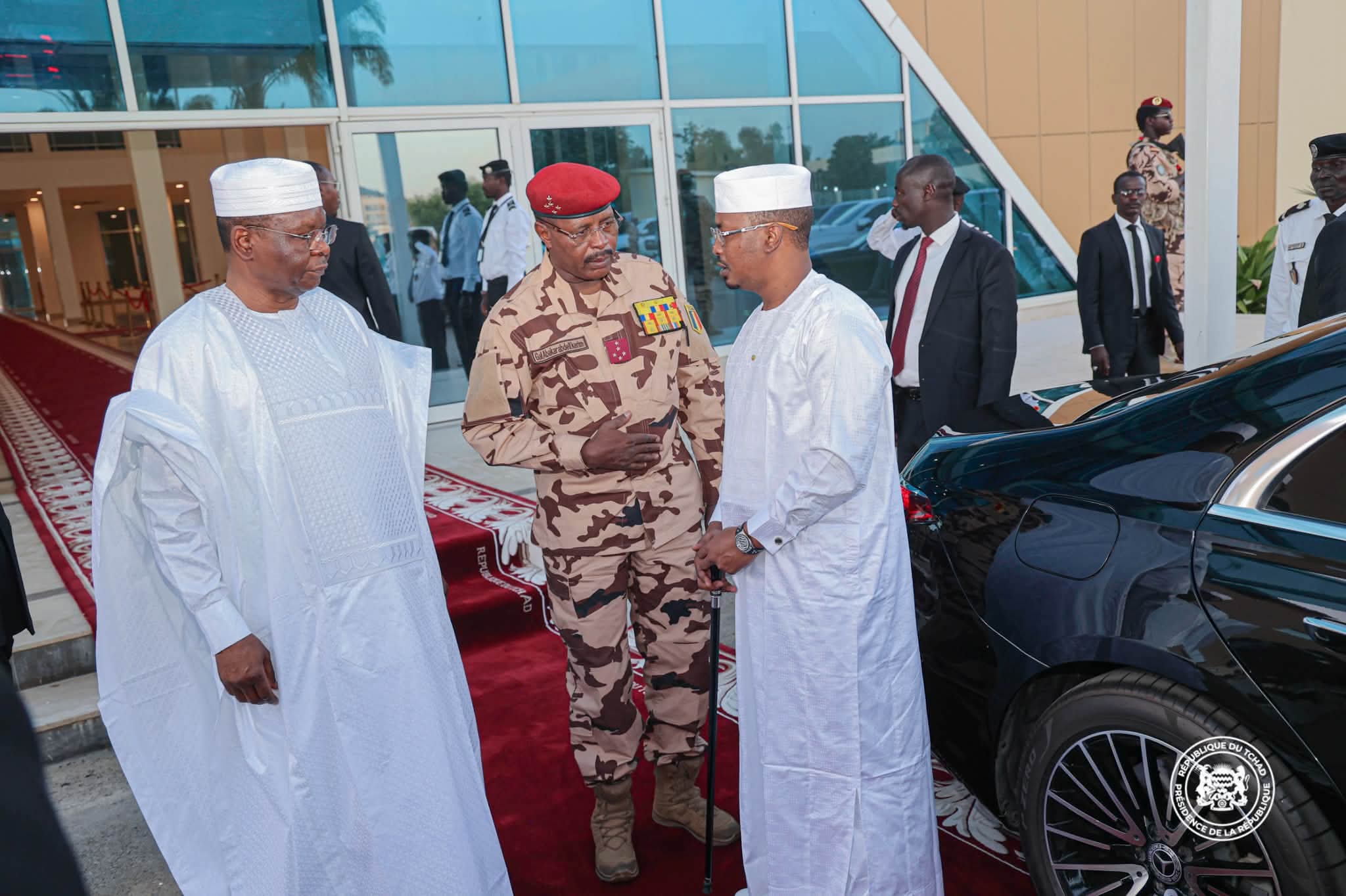 Tchad : Mahamat Idriss Deby regagne N’Djamena 